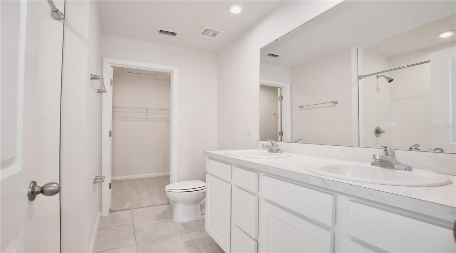 DAVENPORT, Florida 33837, 3 Bedrooms Bedrooms, ,2 BathroomsBathrooms,Residential,For Sale,SEDGEWICK,0,MFRO6285692