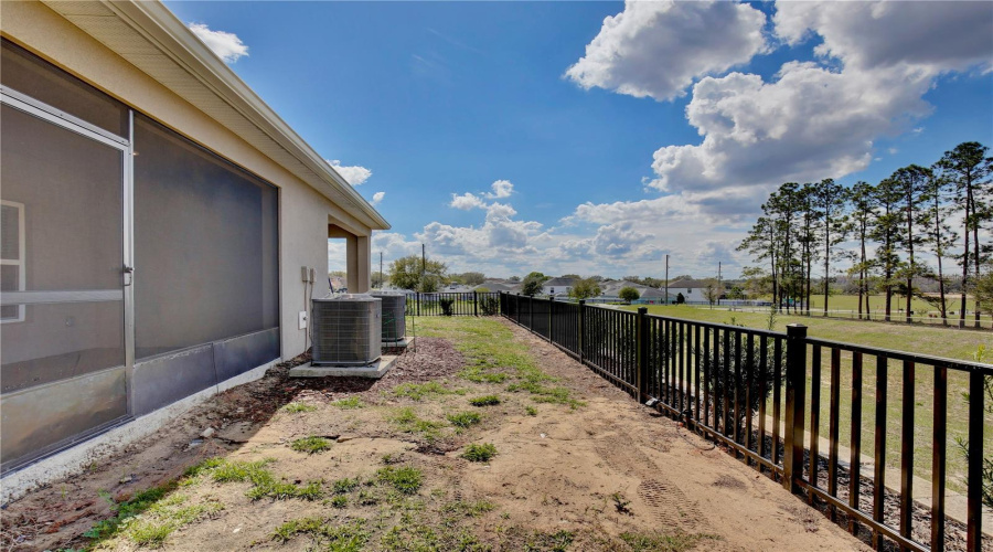 DAVENPORT, Florida 33837, 3 Bedrooms Bedrooms, ,2 BathroomsBathrooms,Residential,For Sale,SEDGEWICK,0,MFRO6285692