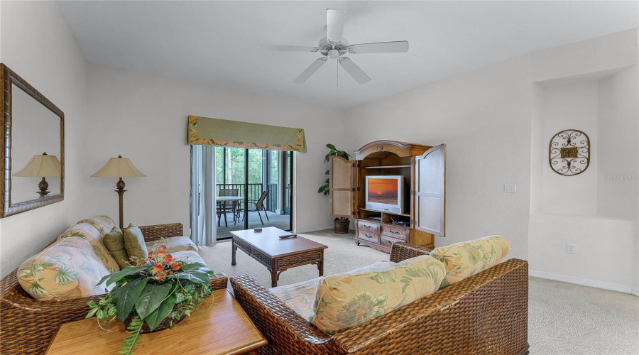 KISSIMMEE, Florida 34747, 2 Bedrooms Bedrooms, ,2 BathroomsBathrooms,Residential,For Sale,TREASURE TROVE,0,MFRS5115202