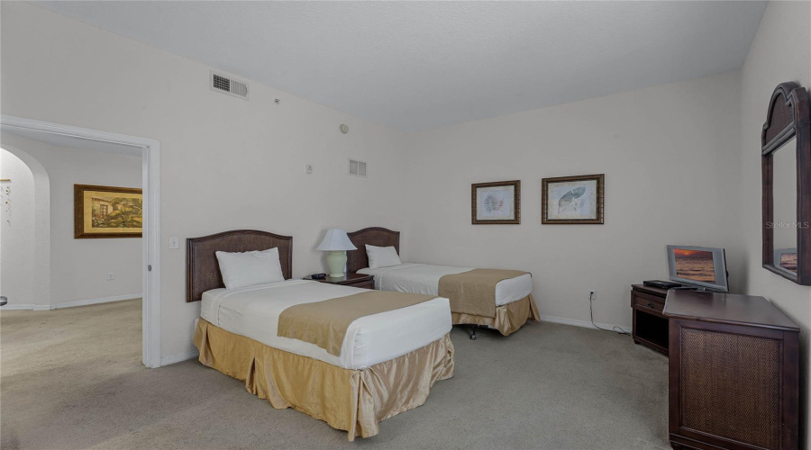 KISSIMMEE, Florida 34747, 2 Bedrooms Bedrooms, ,2 BathroomsBathrooms,Residential,For Sale,TREASURE TROVE,0,MFRS5115202