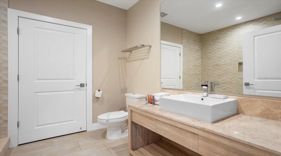 KISSIMMEE, Florida 34747, 4 Bedrooms Bedrooms, ,4 BathroomsBathrooms,Residential,For Sale,BROOKLYN,0,MFRO6338037