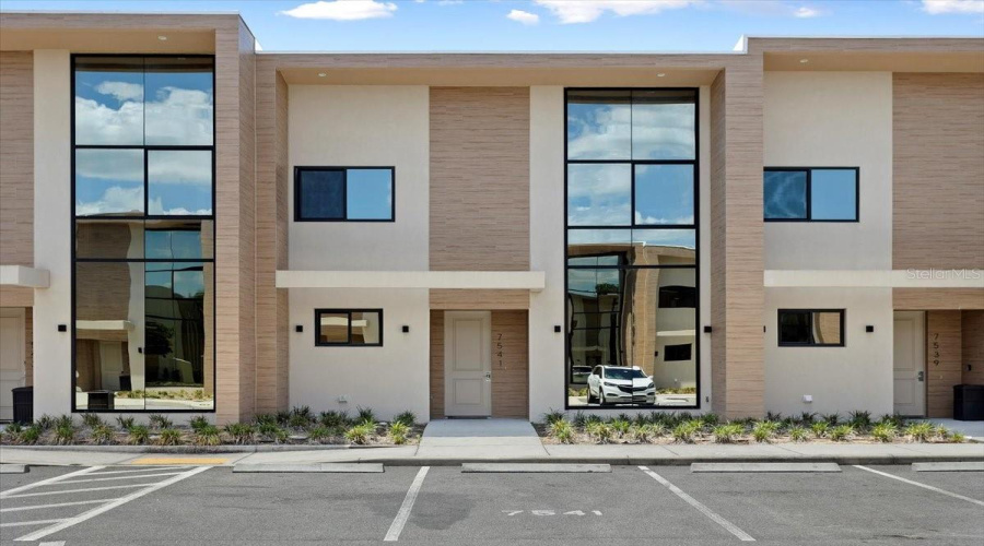 KISSIMMEE, Florida 34747, 4 Bedrooms Bedrooms, ,4 BathroomsBathrooms,Residential,For Sale,BROOKLYN,0,MFRO6338037