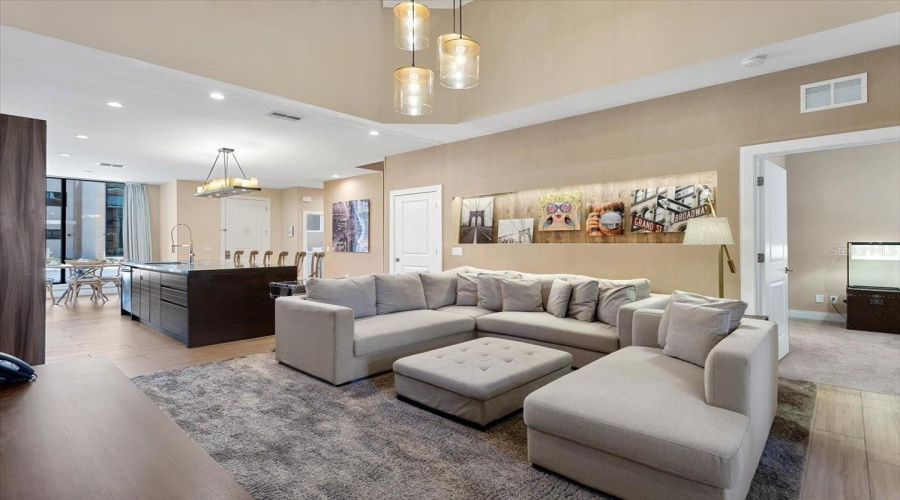 KISSIMMEE, Florida 34747, 4 Bedrooms Bedrooms, ,4 BathroomsBathrooms,Residential,For Sale,BROOKLYN,0,MFRO6338037
