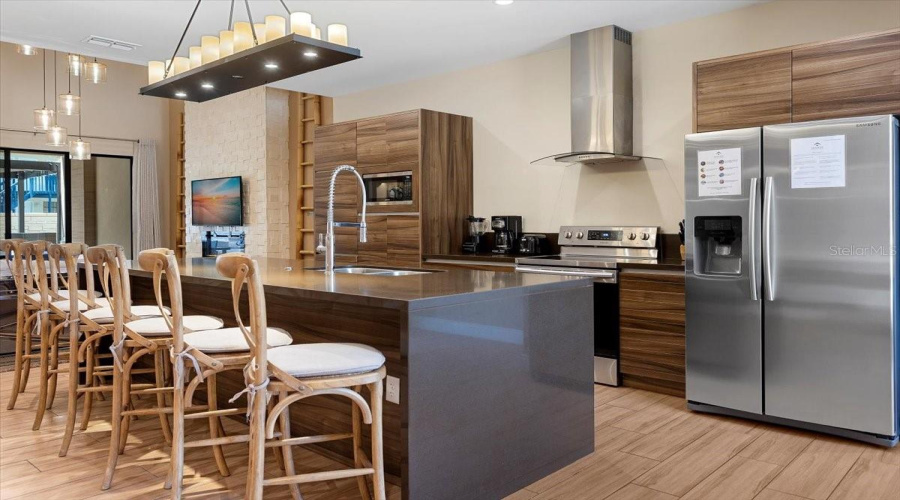 KISSIMMEE, Florida 34747, 4 Bedrooms Bedrooms, ,4 BathroomsBathrooms,Residential,For Sale,BROOKLYN,0,MFRO6338037
