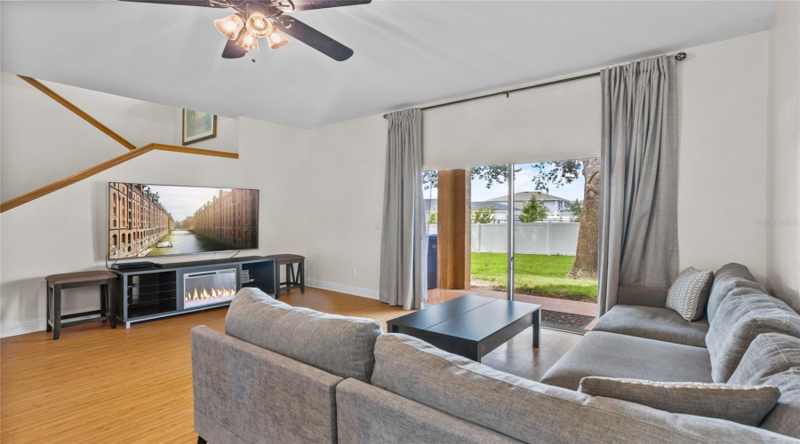 DAVENPORT, Florida 33897, 4 Bedrooms Bedrooms, ,3 BathroomsBathrooms,Residential,For Sale,CALABRIA,0,MFRO6340278