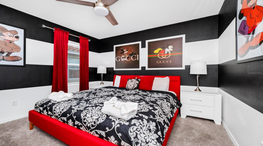 DAVENPORT, Florida 33837, 7 Bedrooms Bedrooms, ,5 BathroomsBathrooms,Residential,For Sale,OAKMOSS,0,MFRO6283987