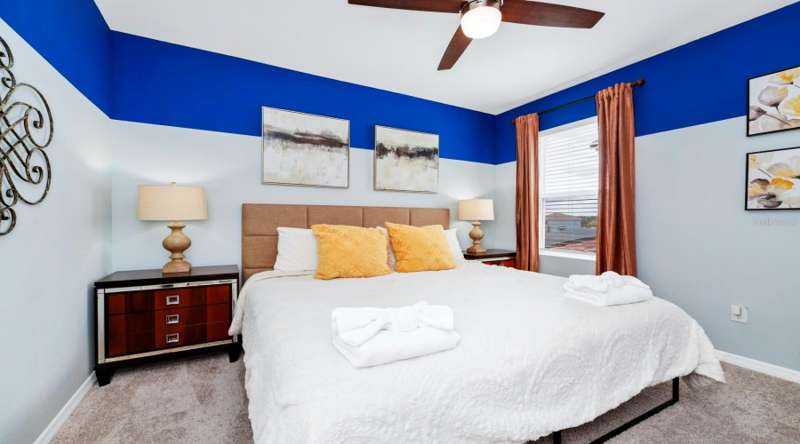 DAVENPORT, Florida 33837, 7 Bedrooms Bedrooms, ,5 BathroomsBathrooms,Residential,For Sale,OAKMOSS,0,MFRO6283987