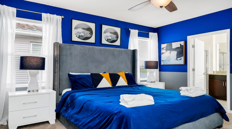 DAVENPORT, Florida 33837, 7 Bedrooms Bedrooms, ,5 BathroomsBathrooms,Residential,For Sale,OAKMOSS,0,MFRO6283987