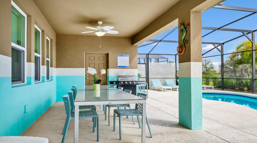 DAVENPORT, Florida 33837, 7 Bedrooms Bedrooms, ,5 BathroomsBathrooms,Residential,For Sale,OAKMOSS,0,MFRO6283987
