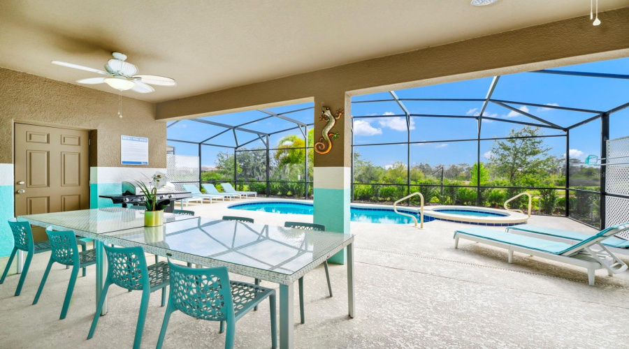 DAVENPORT, Florida 33837, 7 Bedrooms Bedrooms, ,5 BathroomsBathrooms,Residential,For Sale,OAKMOSS,0,MFRO6283987