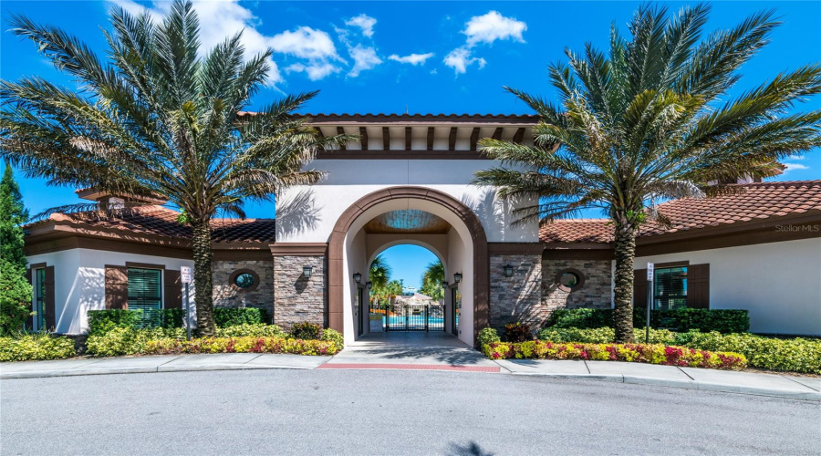 DAVENPORT, Florida 33837, 7 Bedrooms Bedrooms, ,5 BathroomsBathrooms,Residential,For Sale,OAKMOSS,0,MFRO6283987