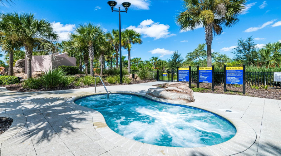 DAVENPORT, Florida 33837, 7 Bedrooms Bedrooms, ,5 BathroomsBathrooms,Residential,For Sale,OAKMOSS,0,MFRO6283987