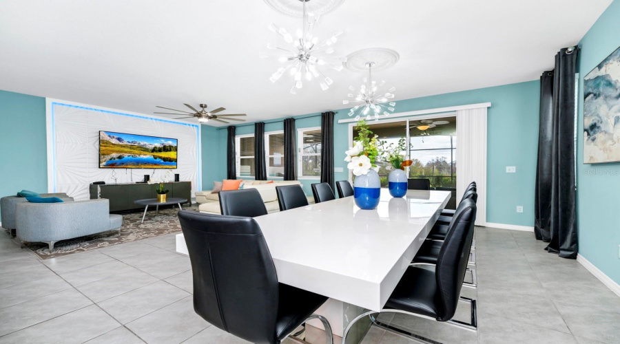 DAVENPORT, Florida 33837, 7 Bedrooms Bedrooms, ,5 BathroomsBathrooms,Residential,For Sale,OAKMOSS,0,MFRO6283987