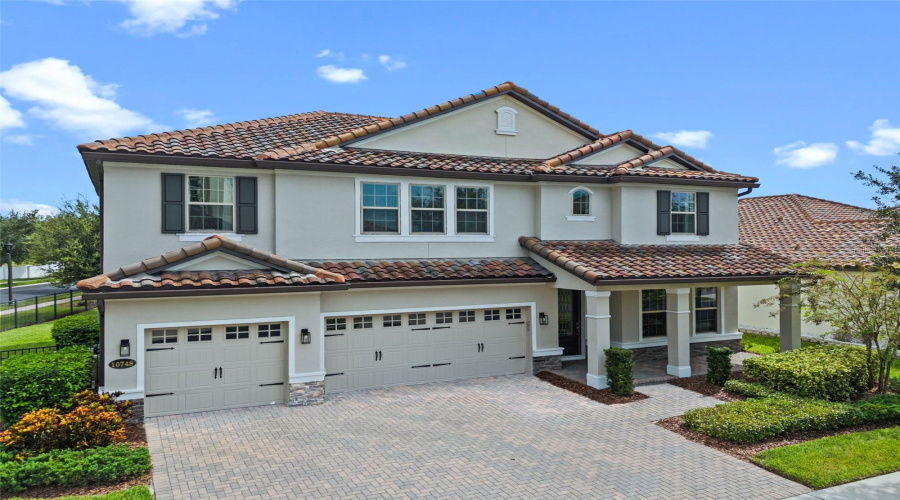 ORLANDO, Florida 32836, 5 Bedrooms Bedrooms, ,4 BathroomsBathrooms,Residential,For Sale,CITRON OAKS,0,MFRO6340590