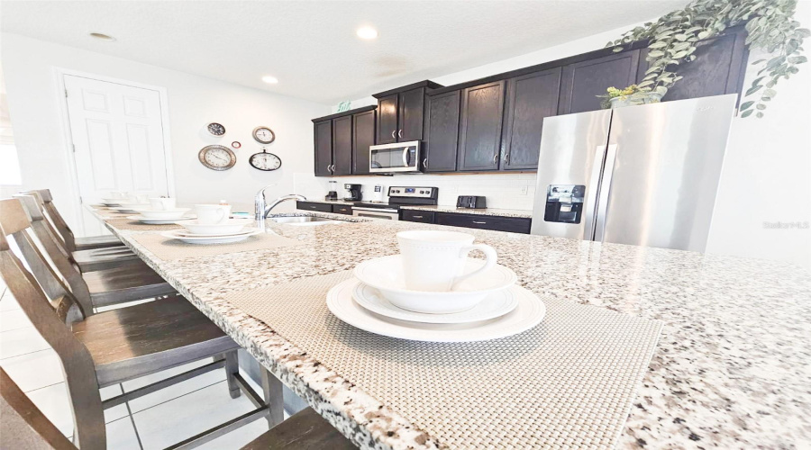 KISSIMMEE, Florida 34747, 6 Bedrooms Bedrooms, ,4 BathroomsBathrooms,Residential,For Sale,SAWYER PALM,0,MFRO6340316