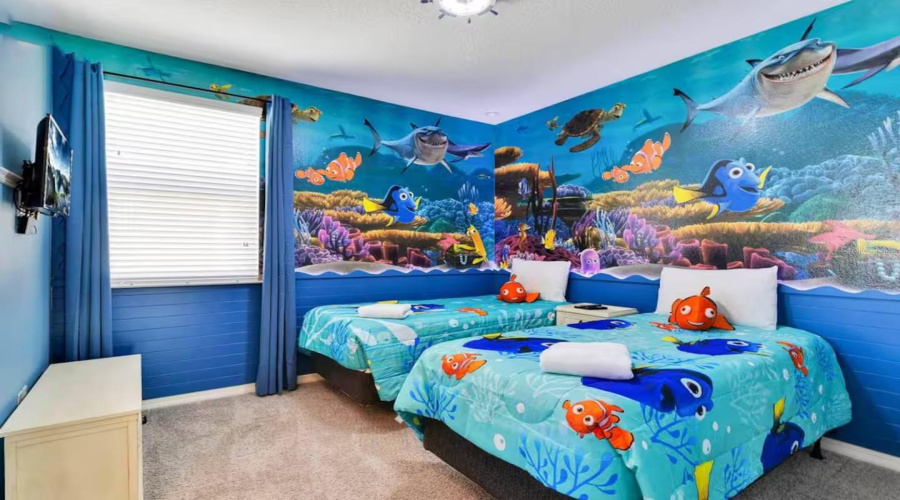 KISSIMMEE, Florida 34747, 6 Bedrooms Bedrooms, ,4 BathroomsBathrooms,Residential,For Sale,SAWYER PALM,0,MFRO6340316