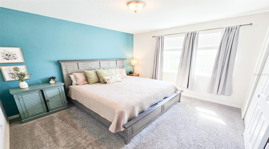 KISSIMMEE, Florida 34747, 6 Bedrooms Bedrooms, ,4 BathroomsBathrooms,Residential,For Sale,SAWYER PALM,0,MFRO6340316