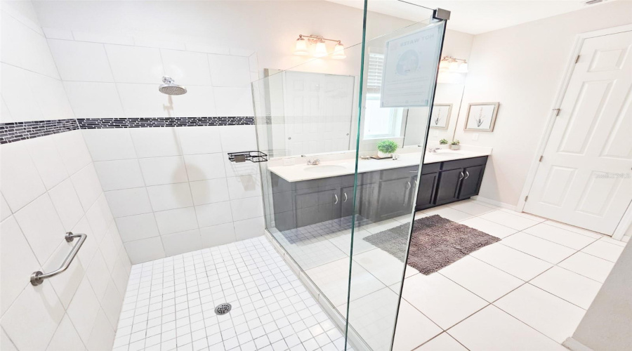 KISSIMMEE, Florida 34747, 6 Bedrooms Bedrooms, ,4 BathroomsBathrooms,Residential,For Sale,SAWYER PALM,0,MFRO6340316