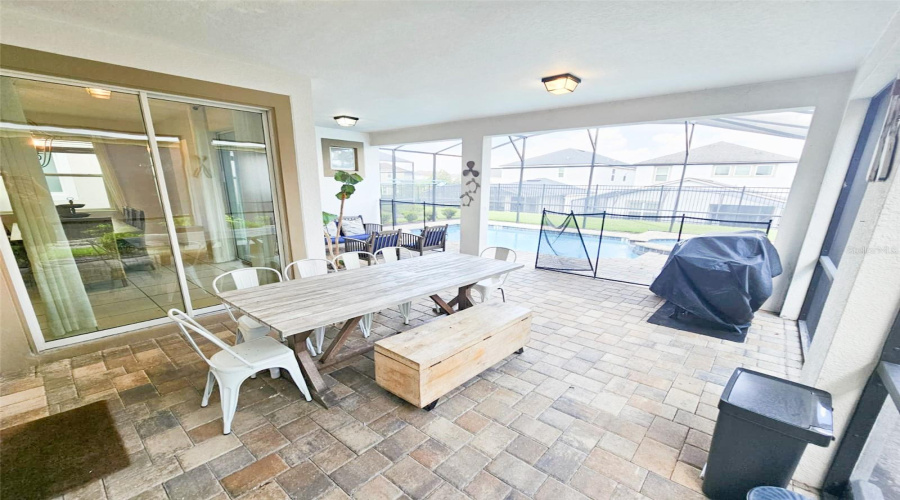 KISSIMMEE, Florida 34747, 6 Bedrooms Bedrooms, ,4 BathroomsBathrooms,Residential,For Sale,SAWYER PALM,0,MFRO6340316