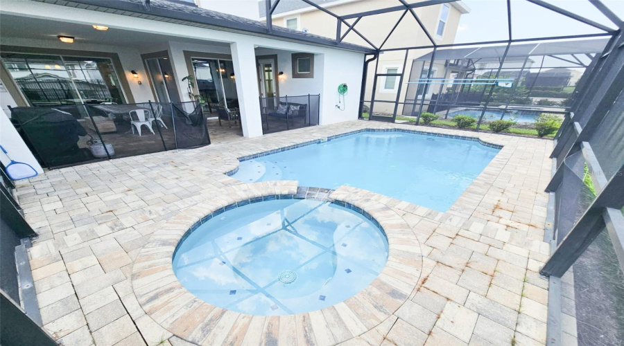 KISSIMMEE, Florida 34747, 6 Bedrooms Bedrooms, ,4 BathroomsBathrooms,Residential,For Sale,SAWYER PALM,0,MFRO6340316