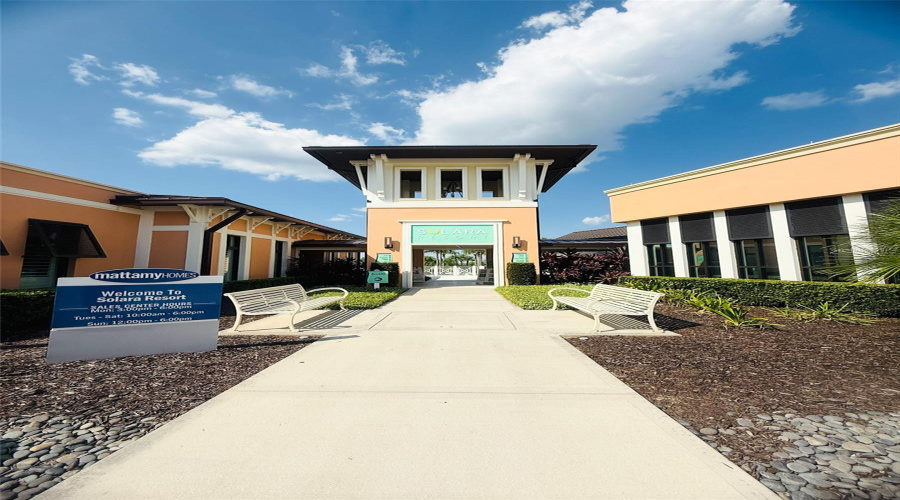 KISSIMMEE, Florida 34747, 6 Bedrooms Bedrooms, ,4 BathroomsBathrooms,Residential,For Sale,SAWYER PALM,0,MFRO6340316