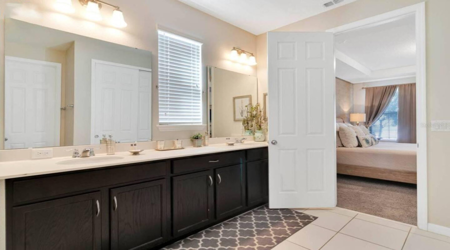 KISSIMMEE, Florida 34747, 6 Bedrooms Bedrooms, ,4 BathroomsBathrooms,Residential,For Sale,SAWYER PALM,0,MFRO6340316