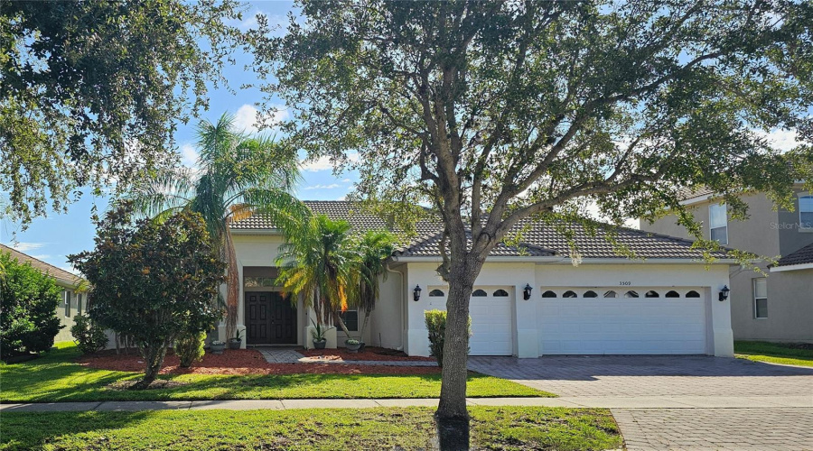 KISSIMMEE, Florida 34746, 3 Bedrooms Bedrooms, ,2 BathroomsBathrooms,Residential,For Sale,VALLEYVIEW,0,MFRS5133999