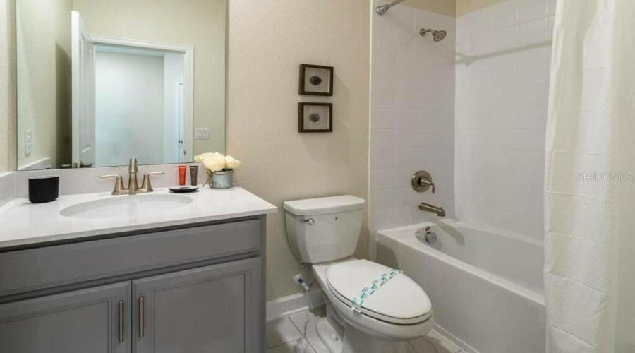 DAVENPORT, Florida 33896, 5 Bedrooms Bedrooms, ,5 BathroomsBathrooms,Residential,For Sale,BACKSWING,0,MFRS5134068