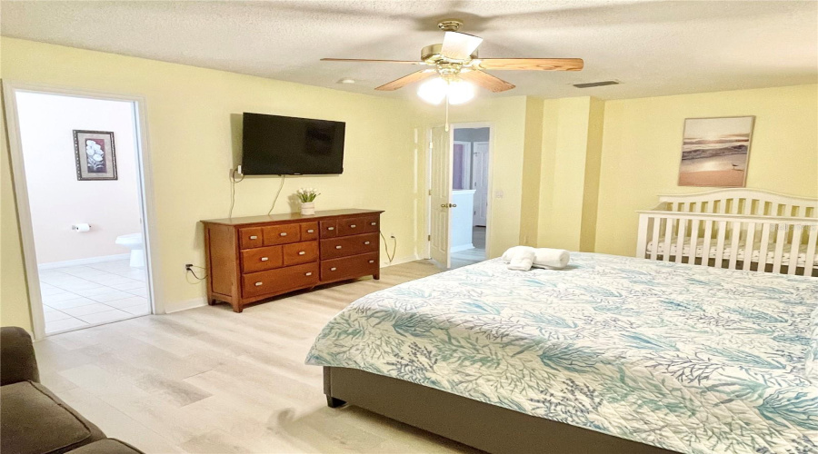 Main Bedroom upstairs