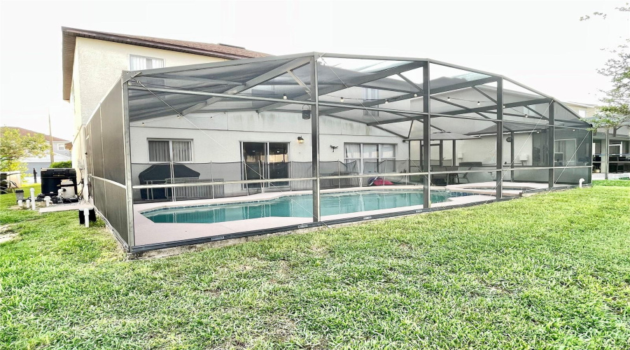 DAVENPORT, Florida 33897, 4 Bedrooms Bedrooms, ,2 BathroomsBathrooms,Residential,For Sale,CANNA,0,MFRS5134031