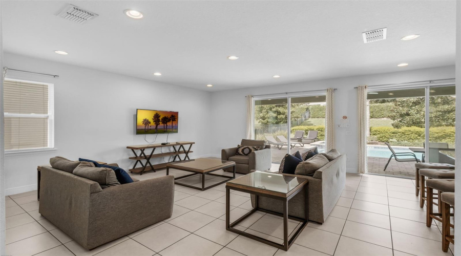 KISSIMMEE, Florida 34747, 6 Bedrooms Bedrooms, ,6 BathroomsBathrooms,Residential,For Sale,MARKER,0,MFRO6337951