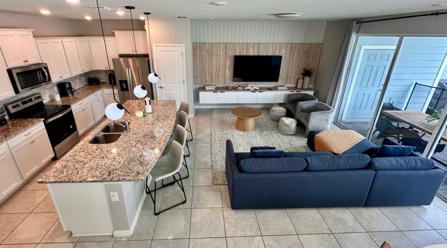 DAVENPORT, Florida 33897, 5 Bedrooms Bedrooms, ,4 BathroomsBathrooms,Residential,For Sale,LANA,0,MFRO6341623
