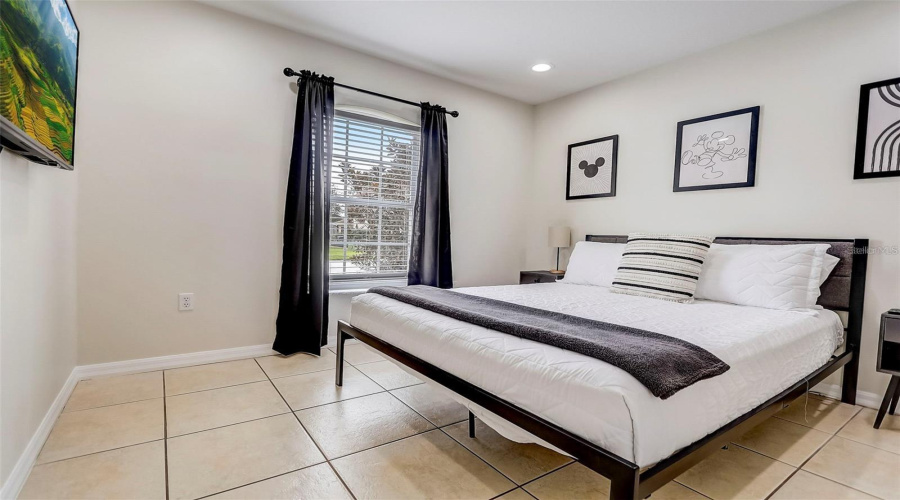 DAVENPORT, Florida 33837, 4 Bedrooms Bedrooms, ,3 BathroomsBathrooms,Residential,For Sale,GRANADA,0,MFRS5125232