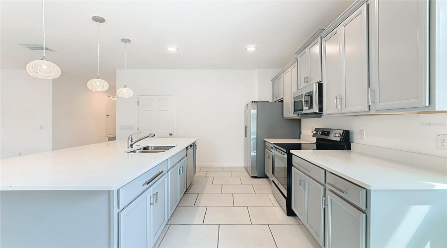 DAVENPORT, Florida 33837, 4 Bedrooms Bedrooms, ,3 BathroomsBathrooms,Residential,For Sale,TISONE,0,MFRO6341791
