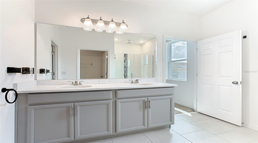 DAVENPORT, Florida 33837, 4 Bedrooms Bedrooms, ,3 BathroomsBathrooms,Residential,For Sale,TISONE,0,MFRO6341791
