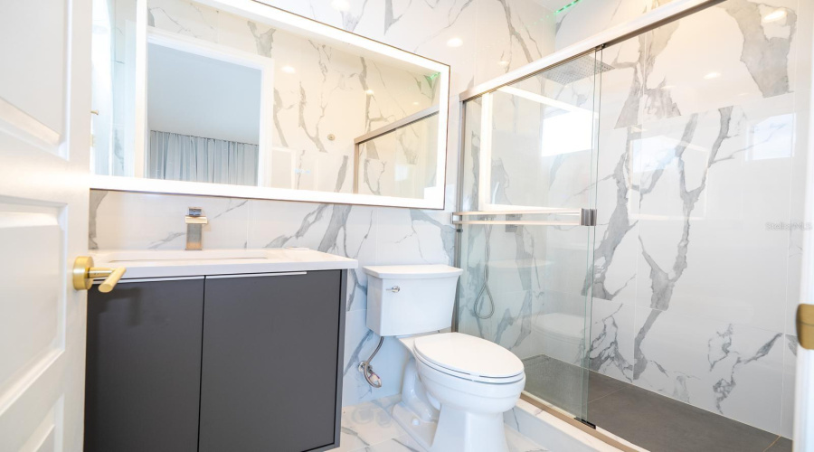 ORLANDO, Florida 32836, 5 Bedrooms Bedrooms, ,5 BathroomsBathrooms,Residential,For Sale,FIRENZE,0,MFRO6339815