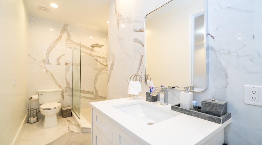 ORLANDO, Florida 32836, 5 Bedrooms Bedrooms, ,5 BathroomsBathrooms,Residential,For Sale,FIRENZE,0,MFRO6339815