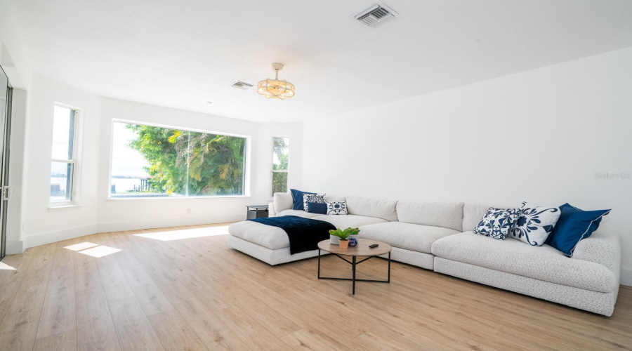 ORLANDO, Florida 32836, 5 Bedrooms Bedrooms, ,5 BathroomsBathrooms,Residential,For Sale,FIRENZE,0,MFRO6339815