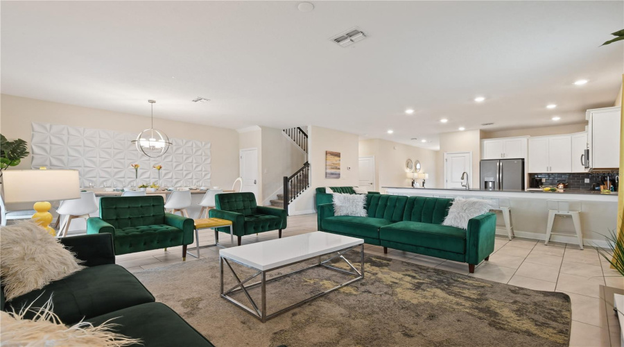 DAVENPORT, Florida 33896, 8 Bedrooms Bedrooms, ,5 BathroomsBathrooms,Residential,For Sale,CABOT CLIFFS,0,MFRO6207058