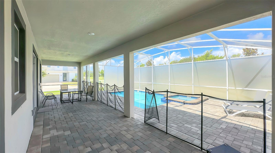 DAVENPORT, Florida 33896, 8 Bedrooms Bedrooms, ,5 BathroomsBathrooms,Residential,For Sale,CABOT CLIFFS,0,MFRO6207058
