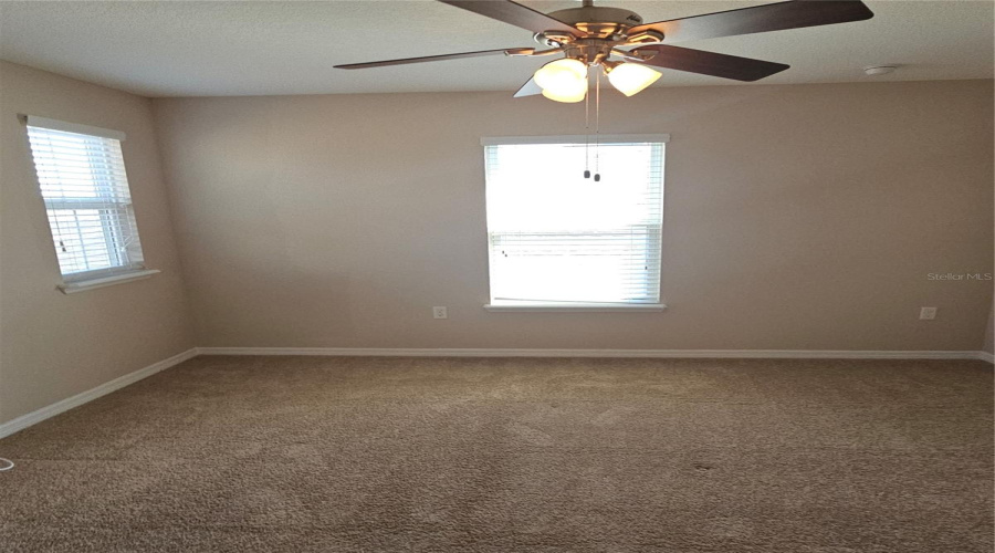 KISSIMMEE, Florida 34746, 3 Bedrooms Bedrooms, ,3 BathroomsBathrooms,Residential,For Sale,COMMANDER,0,MFRS5123632