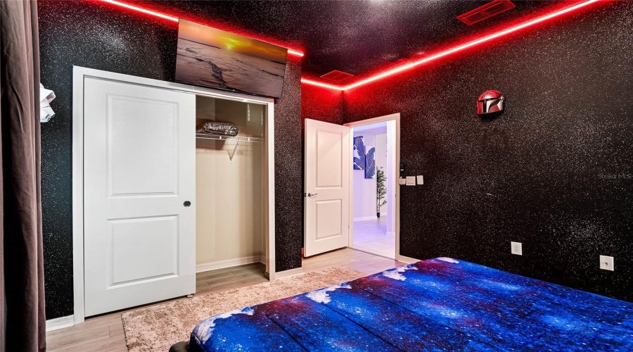 DAVENPORT, Florida 33897, 5 Bedrooms Bedrooms, ,4 BathroomsBathrooms,Residential,For Sale,LANA,0,MFRO6292267
