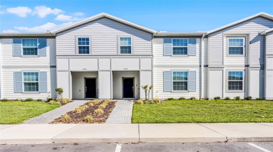 DAVENPORT, Florida 33897, 5 Bedrooms Bedrooms, ,4 BathroomsBathrooms,Residential,For Sale,LANA,0,MFRO6292267