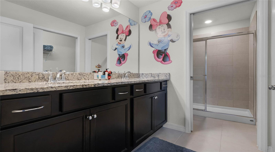 DAVENPORT, Florida 33897, 5 Bedrooms Bedrooms, ,4 BathroomsBathrooms,Residential,For Sale,LANA,0,MFRO6292267