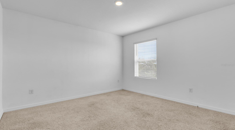 DAVENPORT, Florida 33837, 5 Bedrooms Bedrooms, ,3 BathroomsBathrooms,Residential,For Sale,BROOKLET,0,MFRS5133688