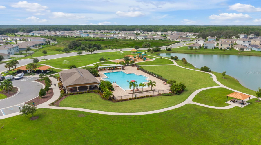 DAVENPORT, Florida 33837, 5 Bedrooms Bedrooms, ,3 BathroomsBathrooms,Residential,For Sale,BROOKLET,0,MFRS5133688