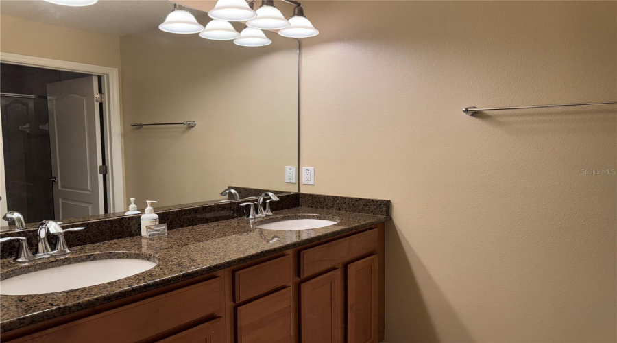 KISSIMMEE, Florida 34747, 4 Bedrooms Bedrooms, ,3 BathroomsBathrooms,Residential,For Sale,CANDY PALM,0,MFRS5133997