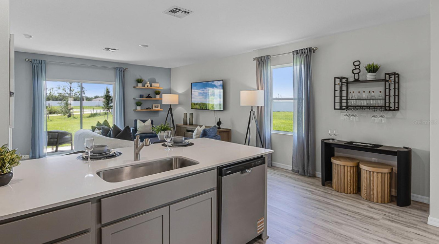 DAVENPORT, Florida 33837, 3 Bedrooms Bedrooms, ,2 BathroomsBathrooms,Residential,For Sale,POINT SUR,0,MFRO6342020