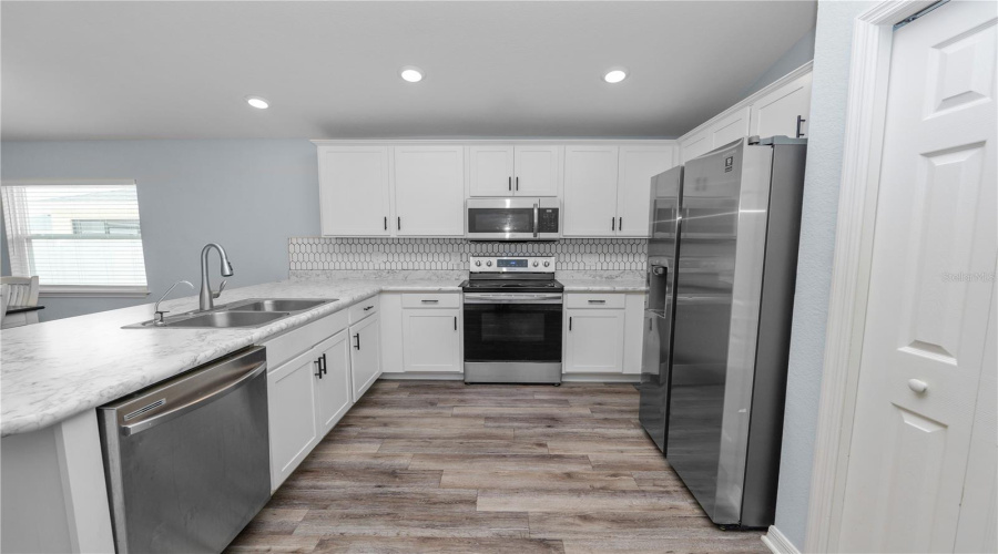 DAVENPORT, Florida 33837, 3 Bedrooms Bedrooms, ,2 BathroomsBathrooms,Residential,For Sale,BANDON DUNES,0,MFRL4955666
