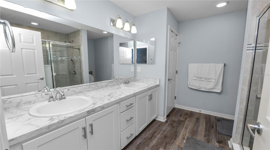 DAVENPORT, Florida 33837, 3 Bedrooms Bedrooms, ,2 BathroomsBathrooms,Residential,For Sale,BANDON DUNES,0,MFRL4955666